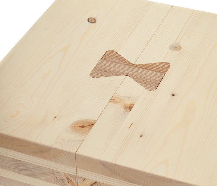 CLT-bouwconstructie in een boslandschap